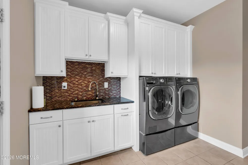 4 Ridgeview Way Allentown, NJ 08501
