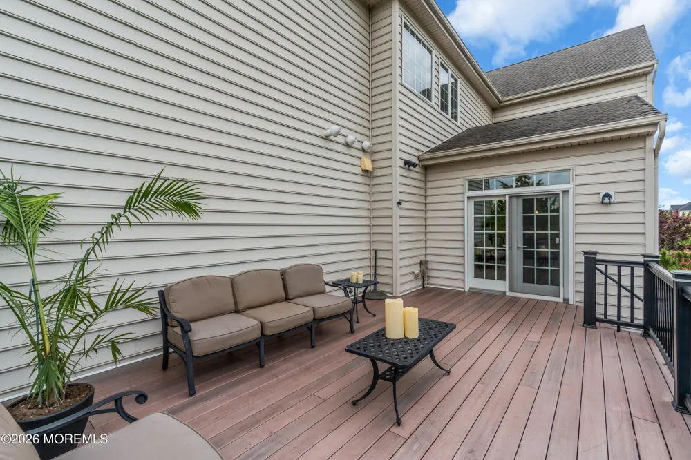 4 Ridgeview Way Allentown, NJ 08501