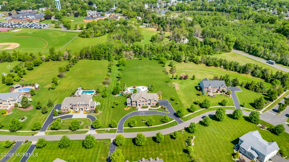 4 Ridgeview Way Allentown, NJ 08501