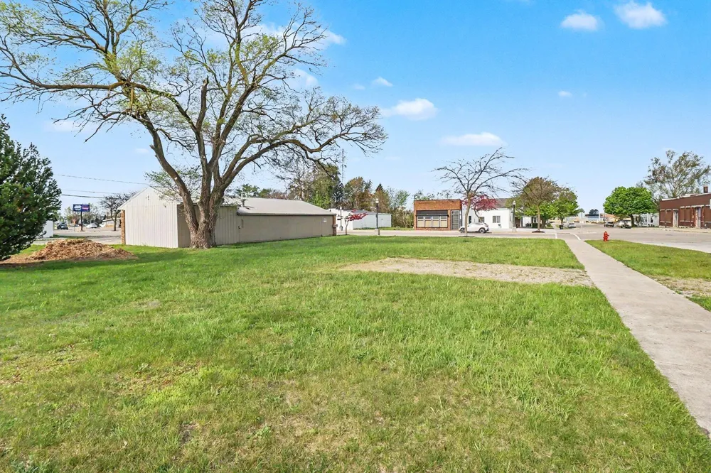 603 S James Street Ludington, MI 49431