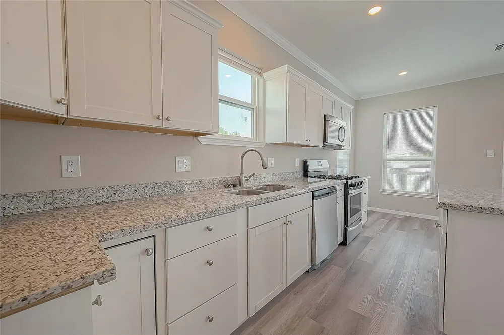 2730 Avenue D San Leon, TX 77539