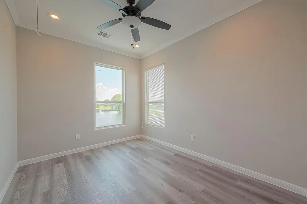 2730 Avenue D San Leon, TX 77539