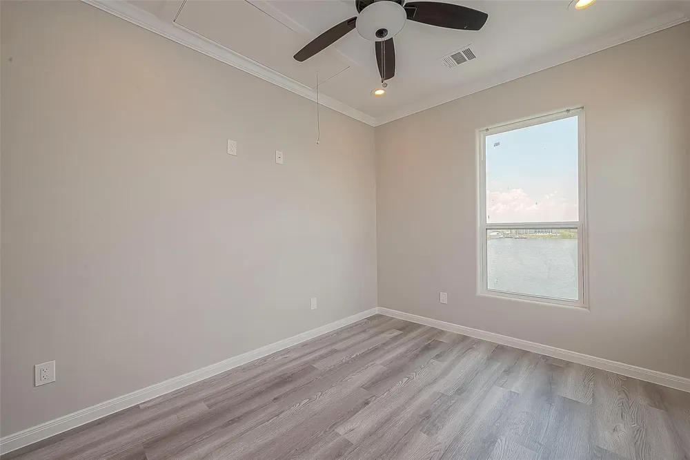2730 Avenue D San Leon, TX 77539