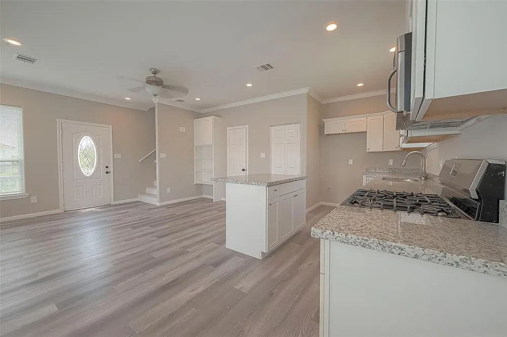 2730 Avenue D San Leon, TX 77539
