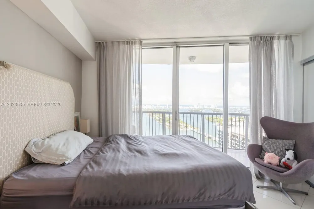 1750 Bayshore Dr #4702 Miami, FL 33132