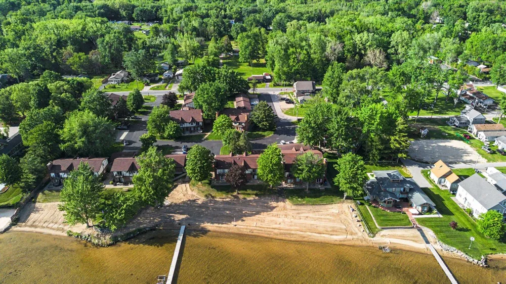 5410 Country Aire Drive #14 Coloma, MI 49038