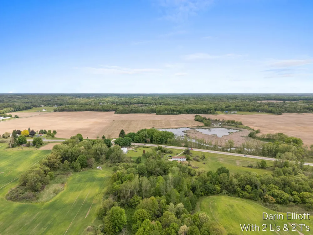9835 Belding Road NE Rockford, MI 49341