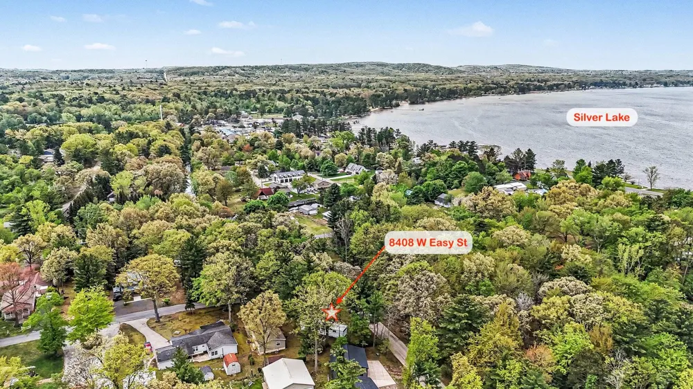 8408 W Easy Street Mears, MI 49436