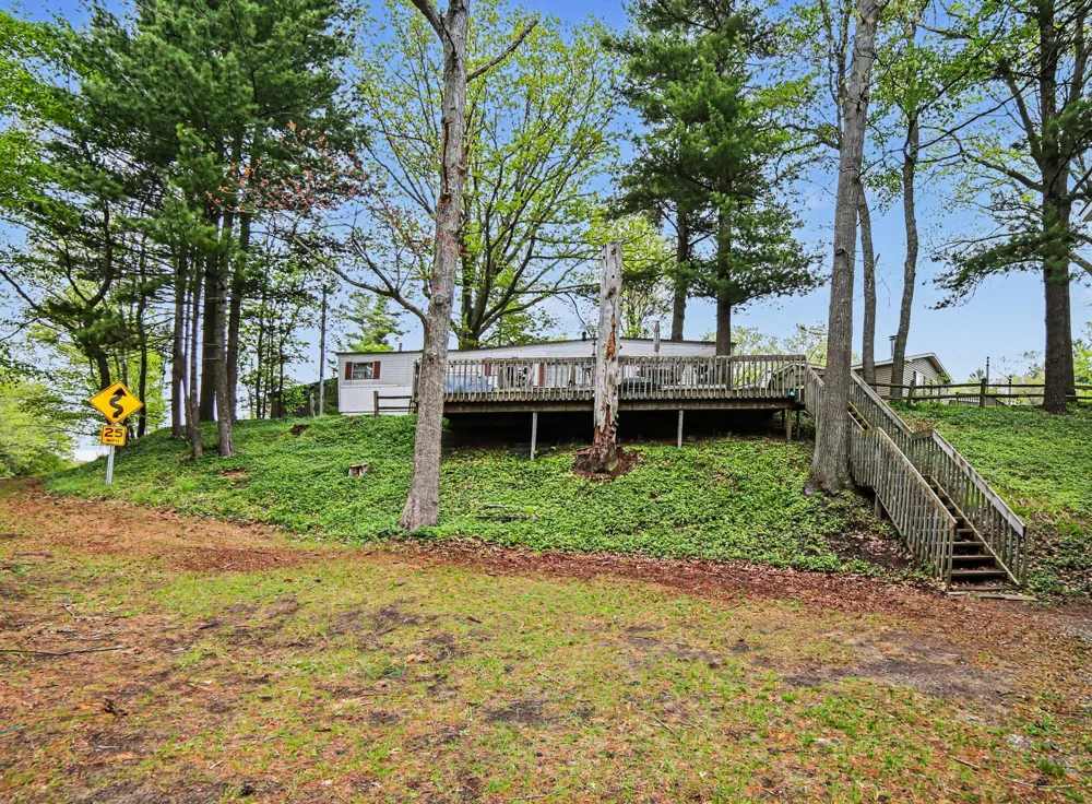 8408 W Easy Street Mears, MI 49436