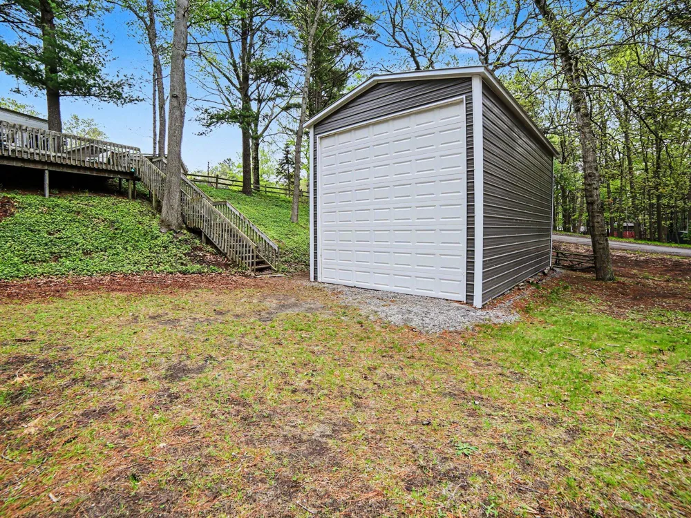 8408 W Easy Street Mears, MI 49436