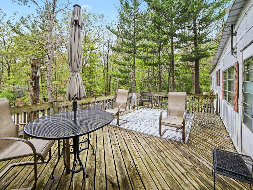 8408 W Easy Street Mears, MI 49436