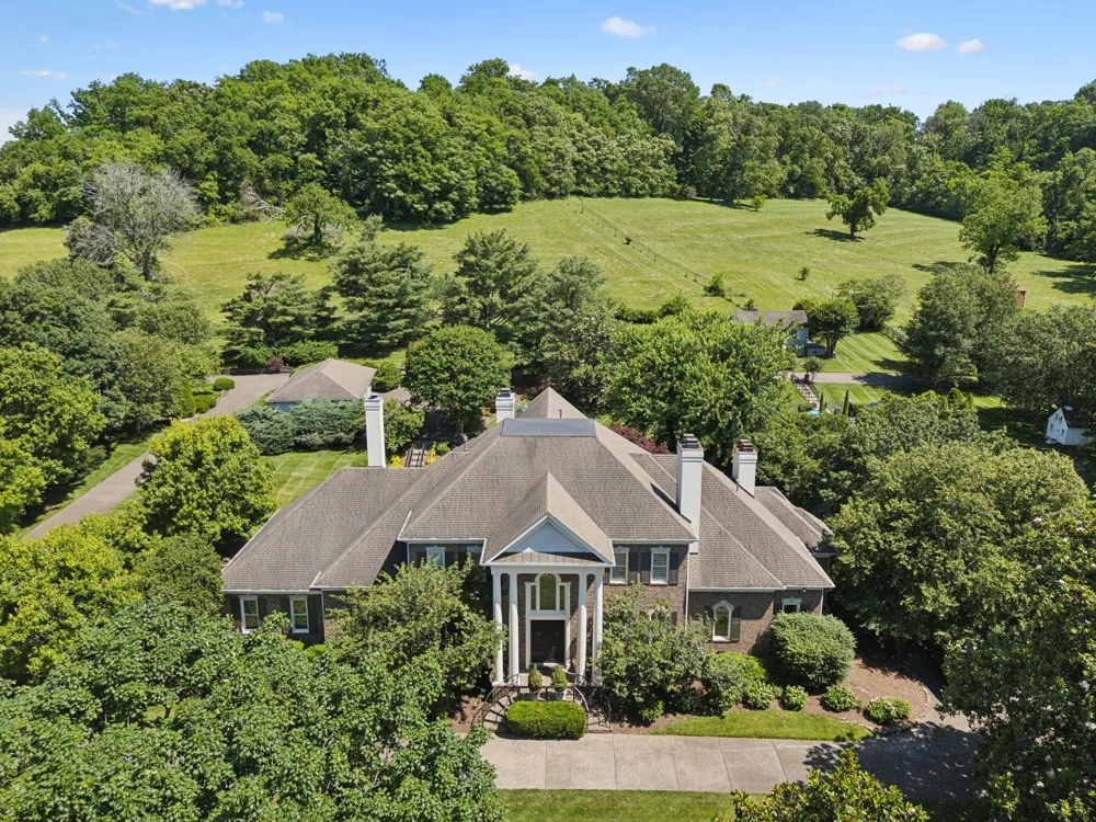 4750 Columbia Pike Thompsons Station, TN 37179