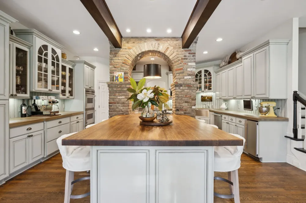 4750 Columbia Pike Thompsons Station, TN 37179
