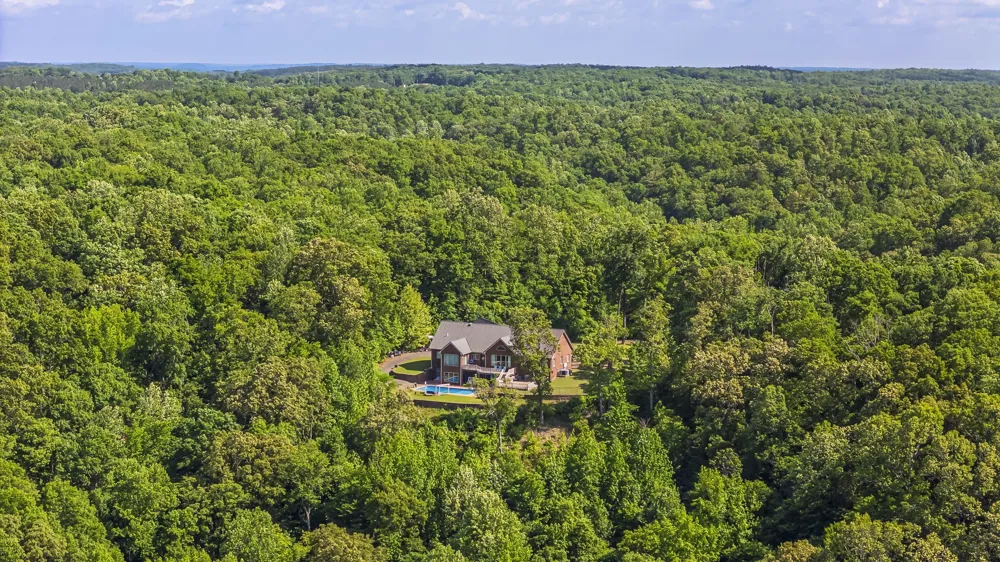 2266 S Main Street Lobelville, TN 37097