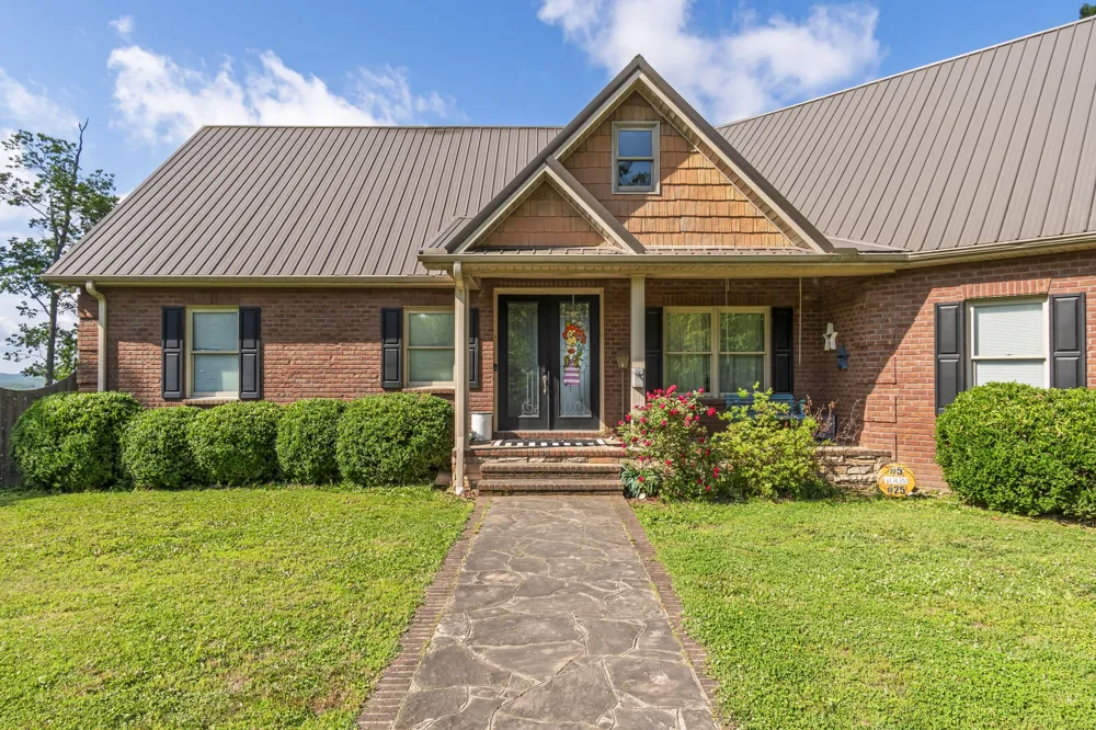 2266 S Main Street Lobelville, TN 37097