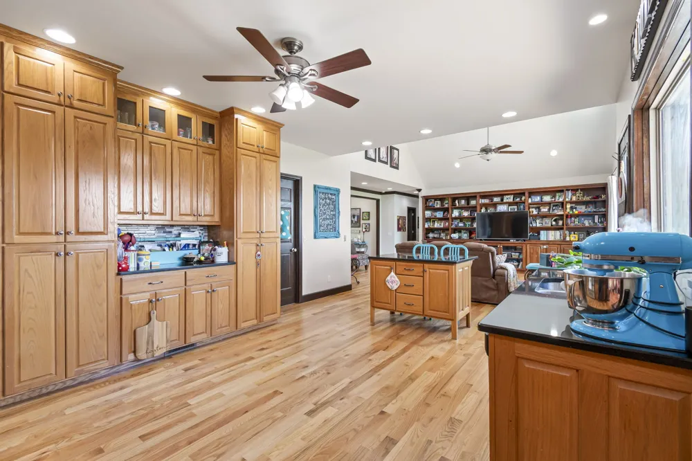 2266 S Main Street Lobelville, TN 37097