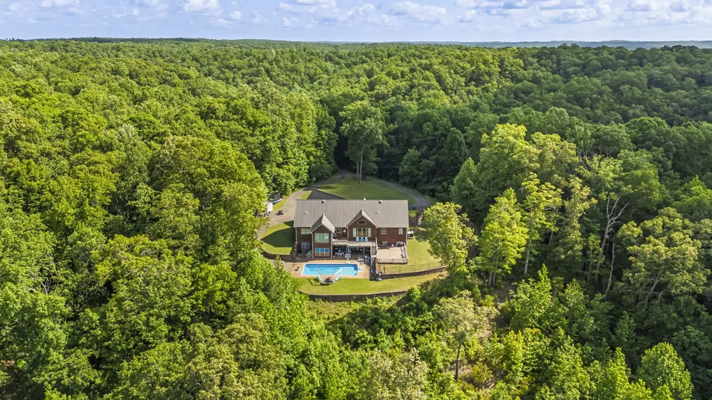 2266 S Main Street Lobelville, TN 37097