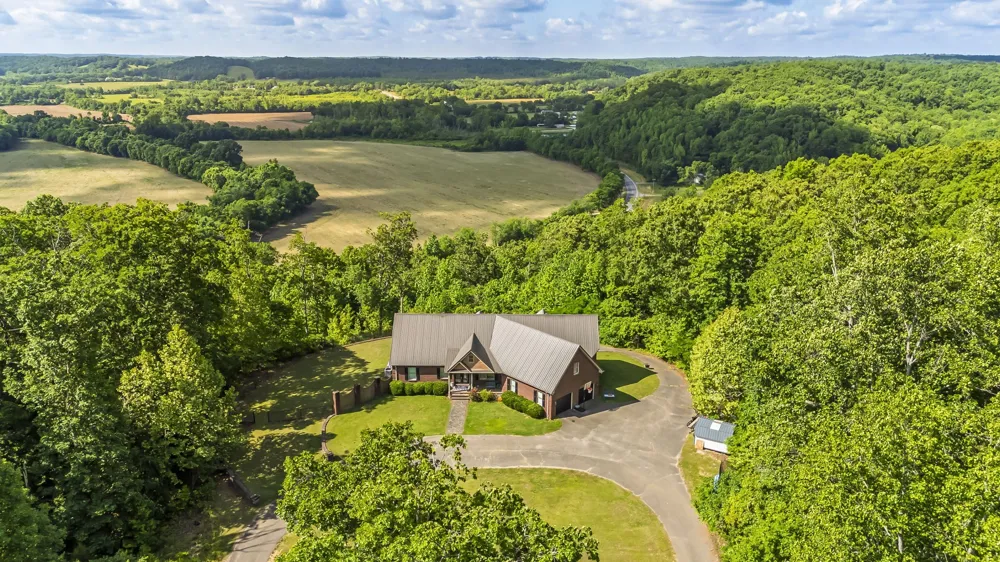2266 S Main Street Lobelville, TN 37097
