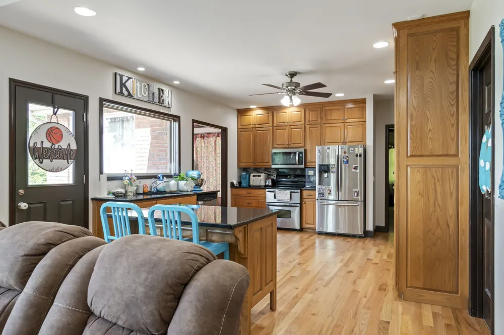 2266 S Main Street Lobelville, TN 37097