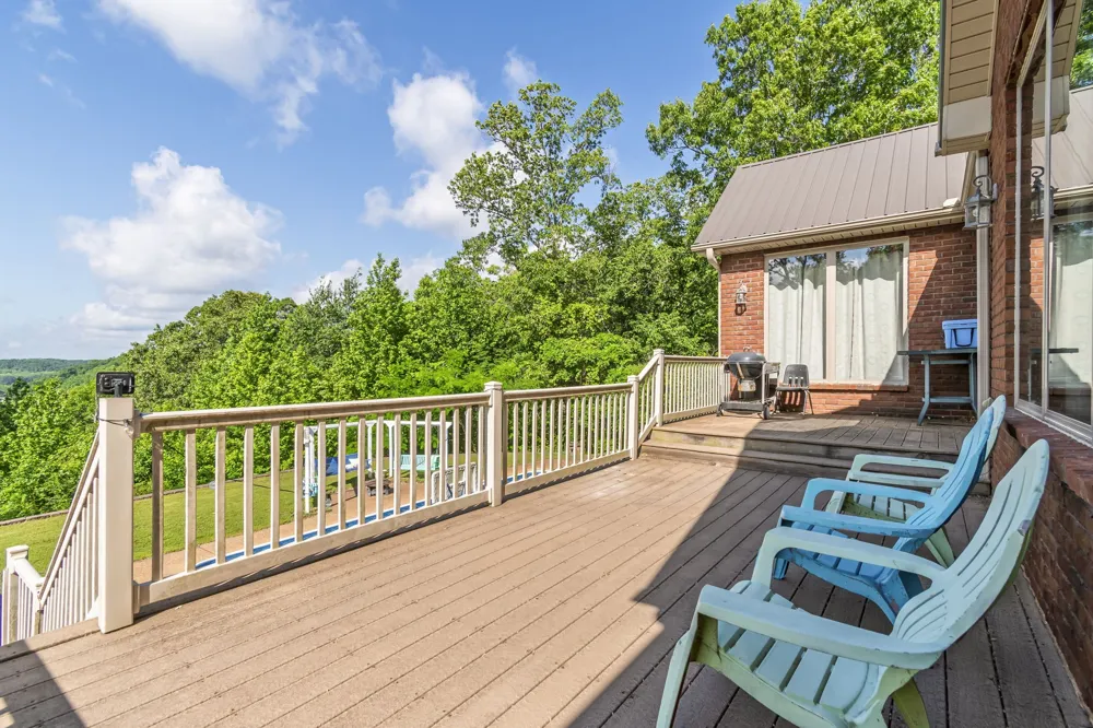 2266 S Main Street Lobelville, TN 37097