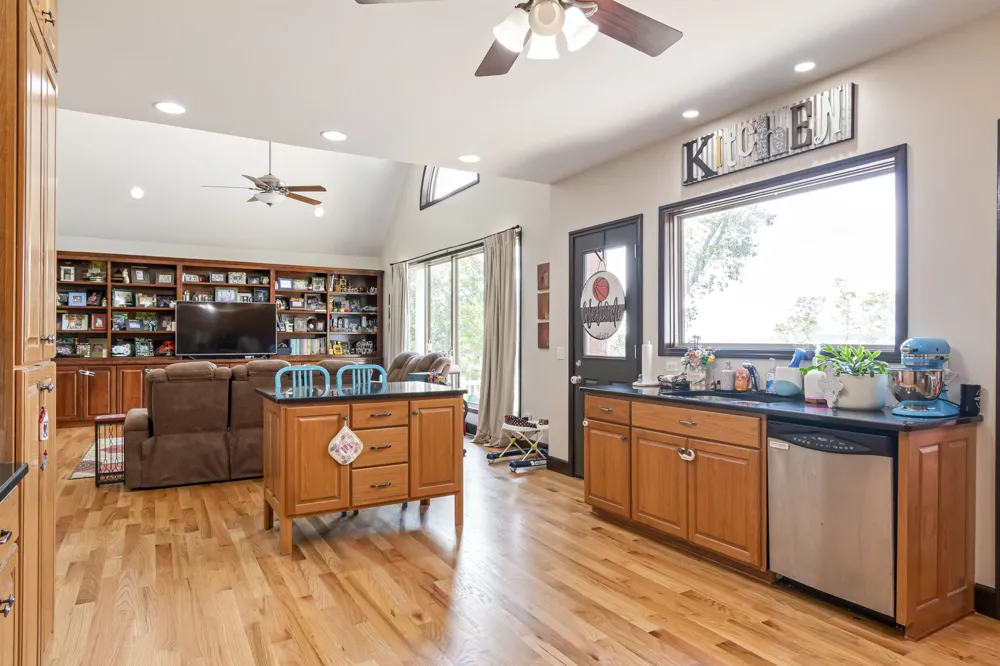 2266 S Main Street Lobelville, TN 37097