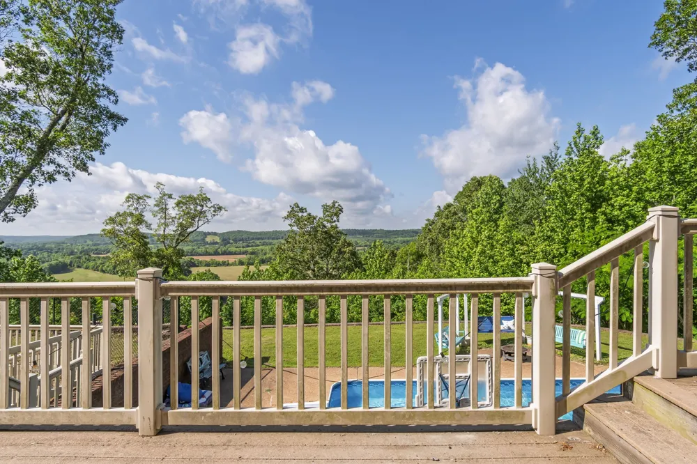 2266 S Main Street Lobelville, TN 37097