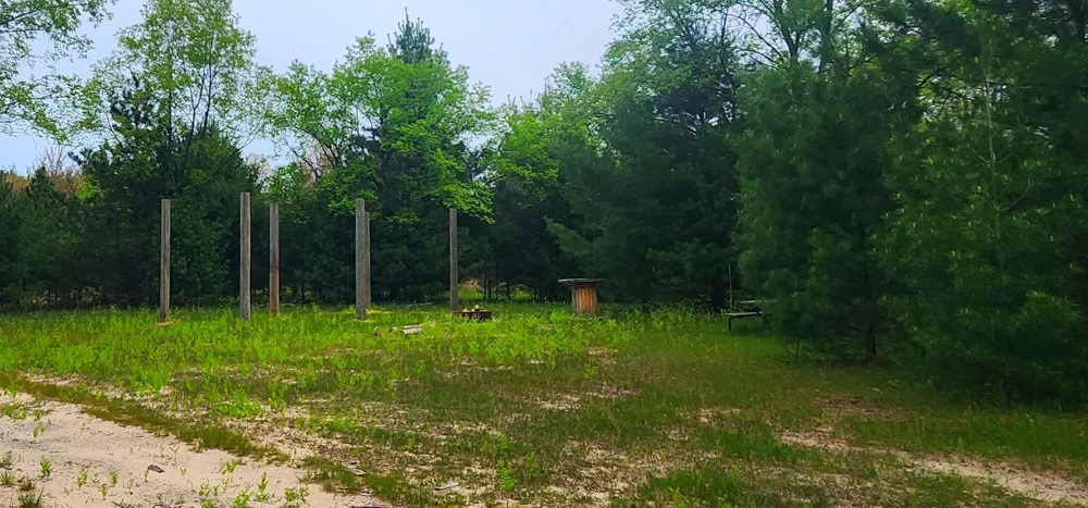 2187 W Koenig Road Manistee, MI 49660