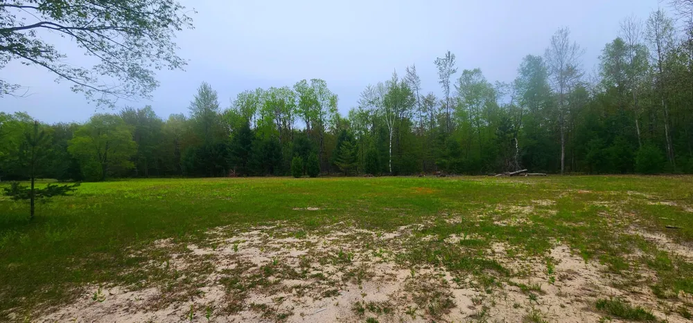 2187 W Koenig Road Manistee, MI 49660