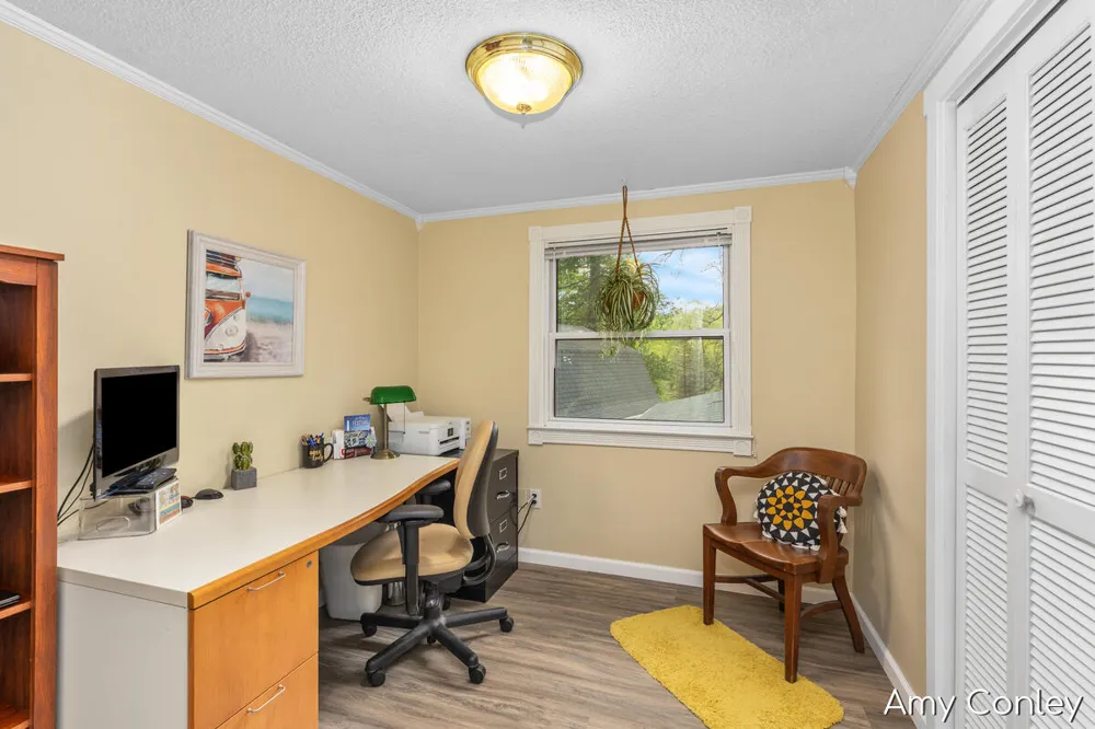 875 Bruce Drive Middleville, MI 49333