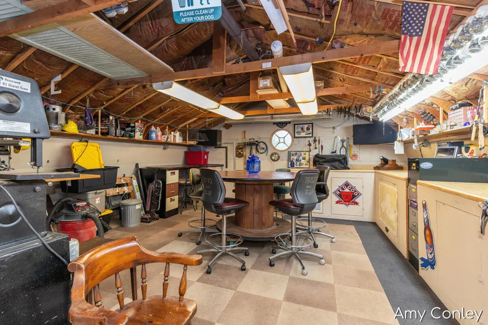 875 Bruce Drive Middleville, MI 49333