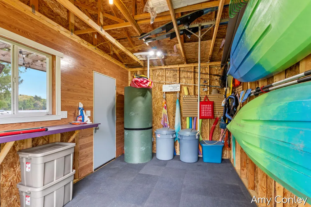875 Bruce Drive Middleville, MI 49333