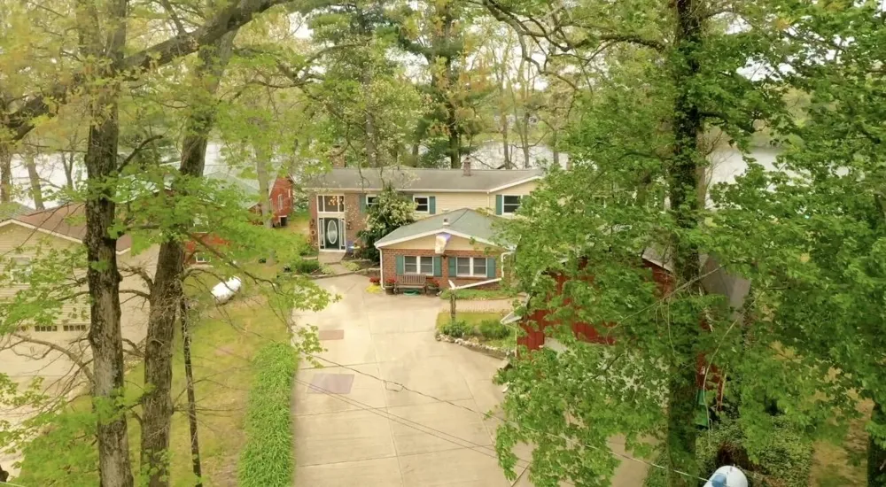 875 Bruce Drive Middleville, MI 49333