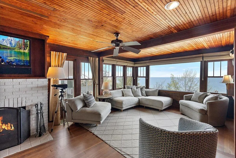 2448 Blue Bell Court Macatawa, MI 49434