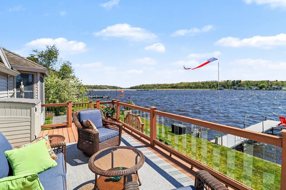 5267 W Monroe Road Pentwater, MI 49449
