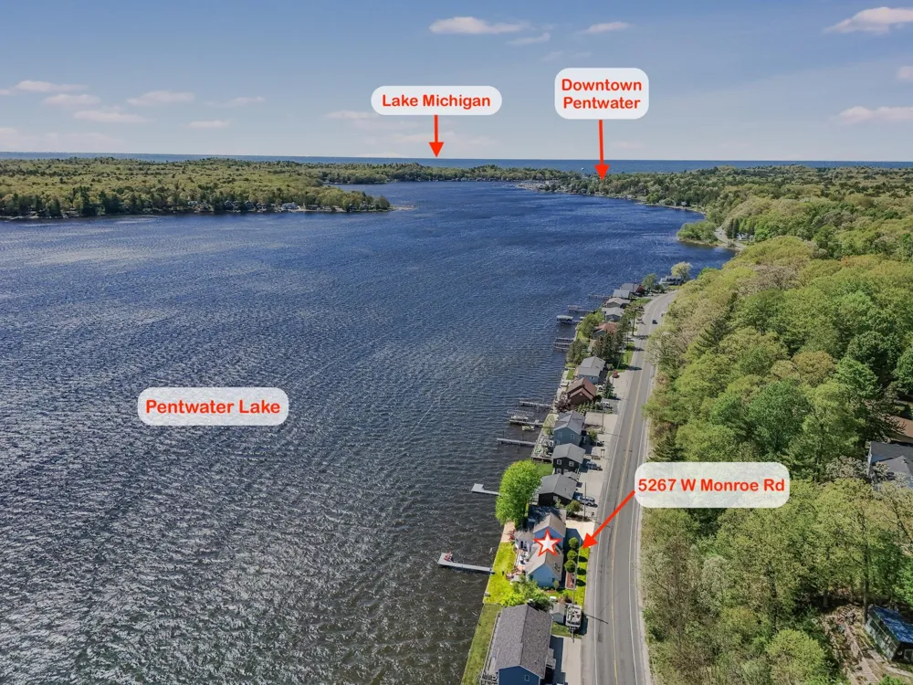 5267 W Monroe Road Pentwater, MI 49449