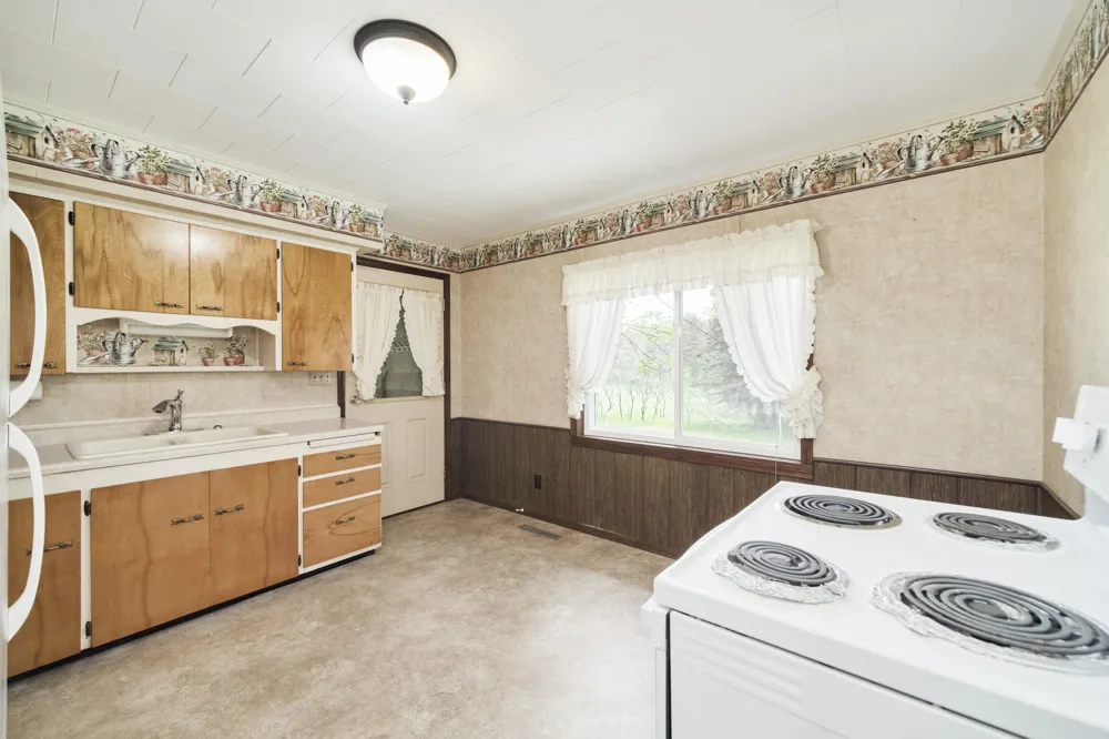 16263 Cadillac Highway Thompsonville, MI 49683