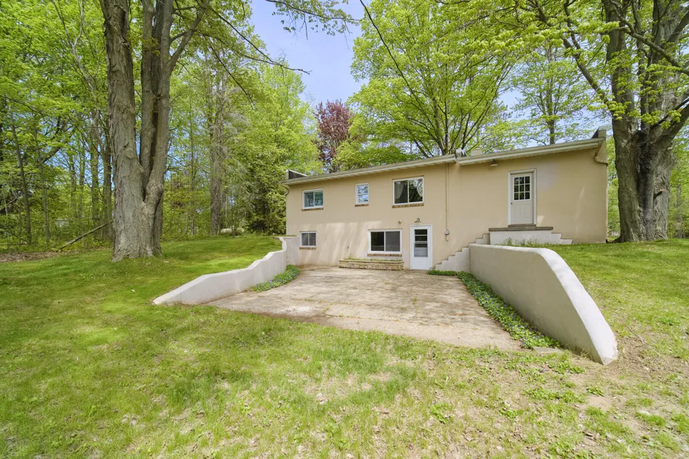 16263 Cadillac Highway Thompsonville, MI 49683