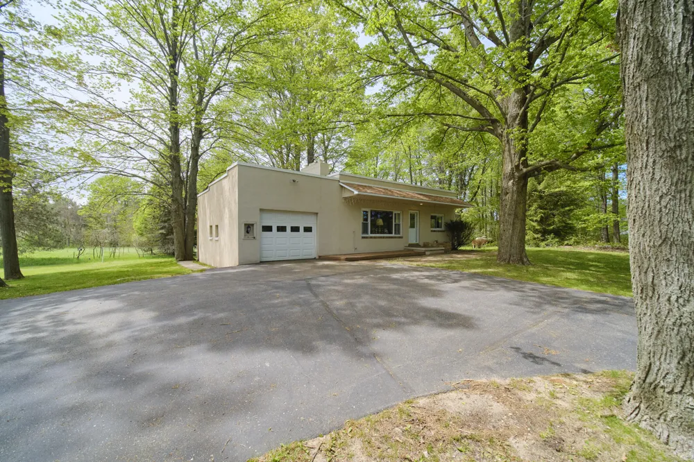 16263 Cadillac Highway Thompsonville, MI 49683