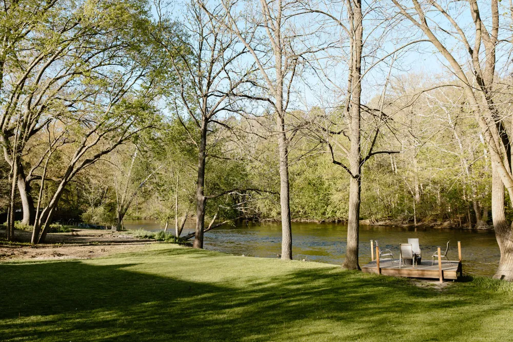 6800 Thornapple River Drive SE Alto, MI 49302