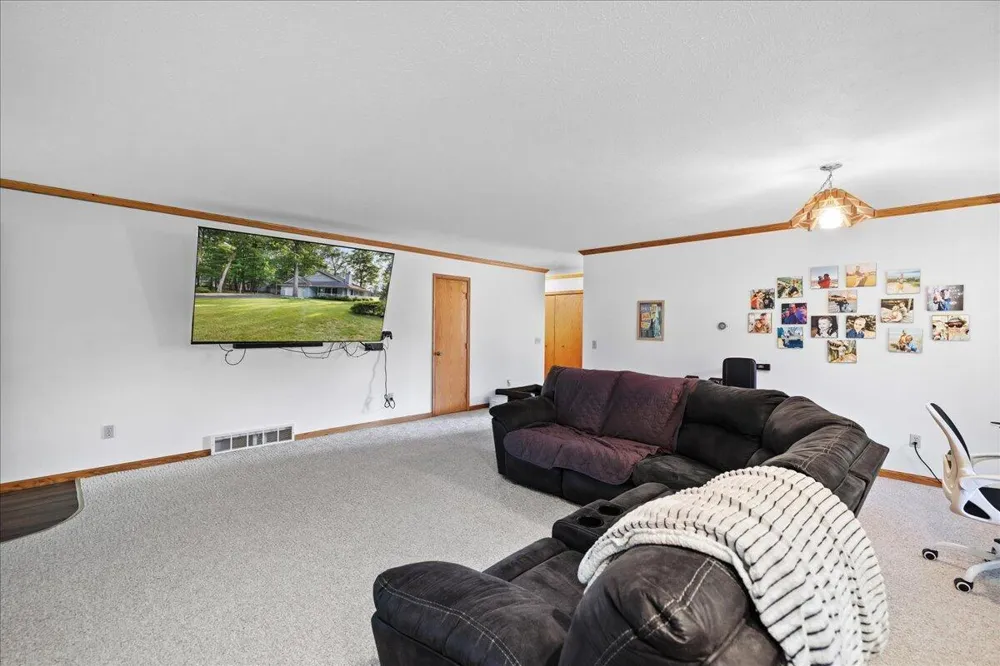 132 White Deer Trail Prudenville, MI 48651