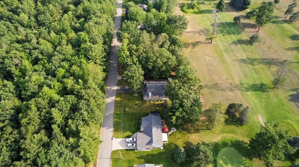 132 White Deer Trail Prudenville, MI 48651