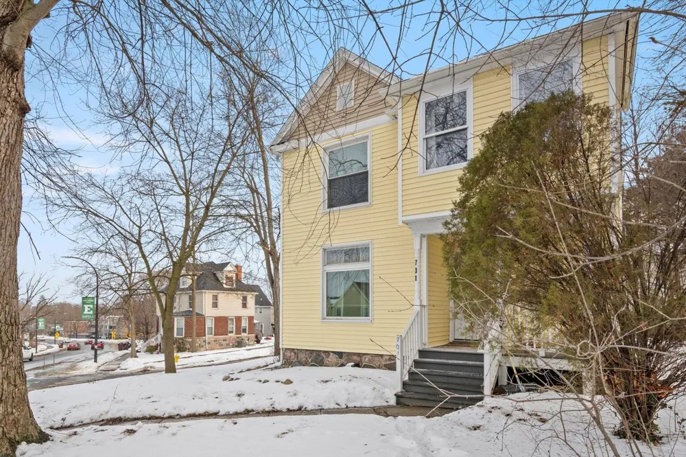 701 Washtenaw Avenue #1 Ypsilanti, MI 48197