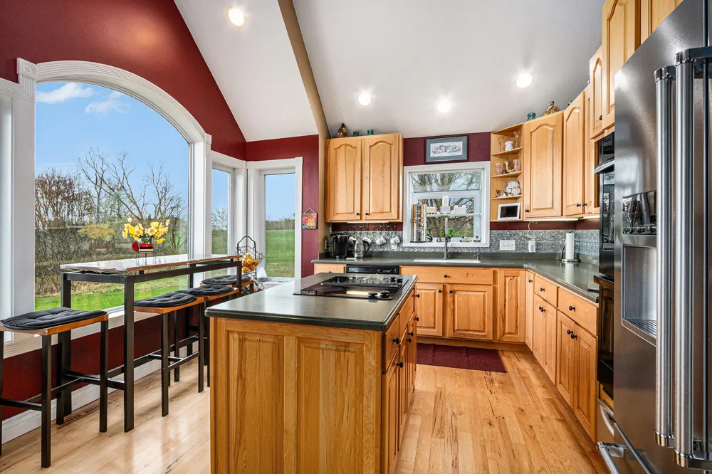 1908 Kaiser Road Galien, MI 49113