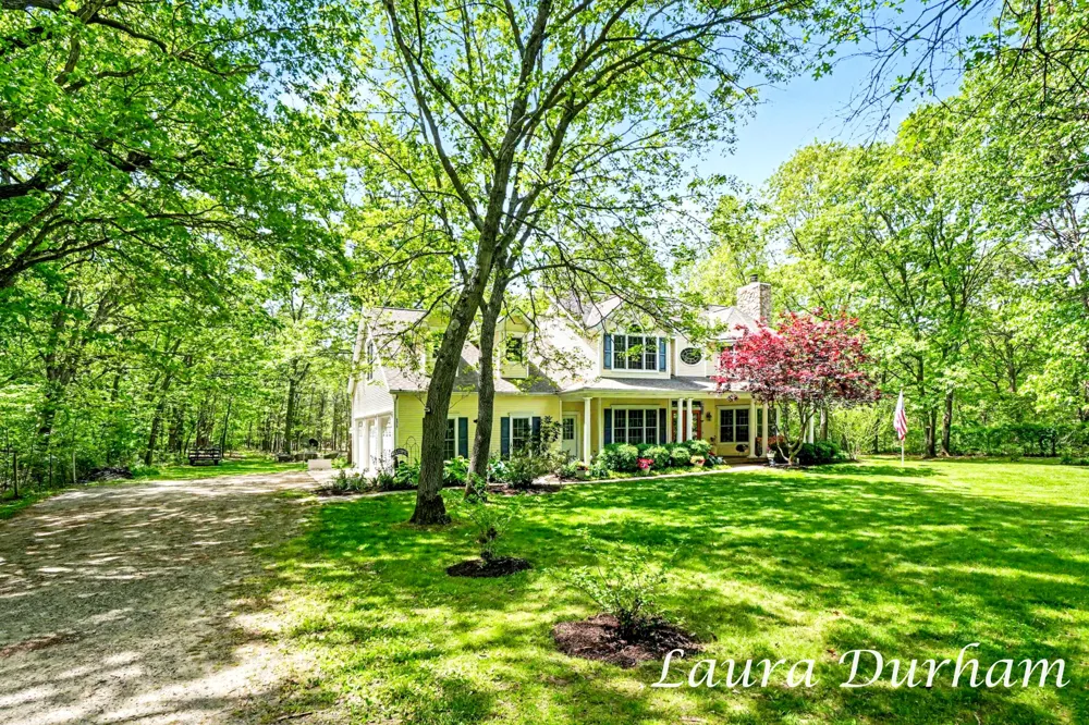 6312 Silver Lake Drive Saugatuck, MI 49453