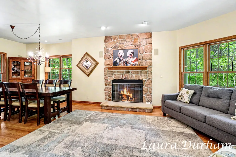 6312 Silver Lake Drive Saugatuck, MI 49453