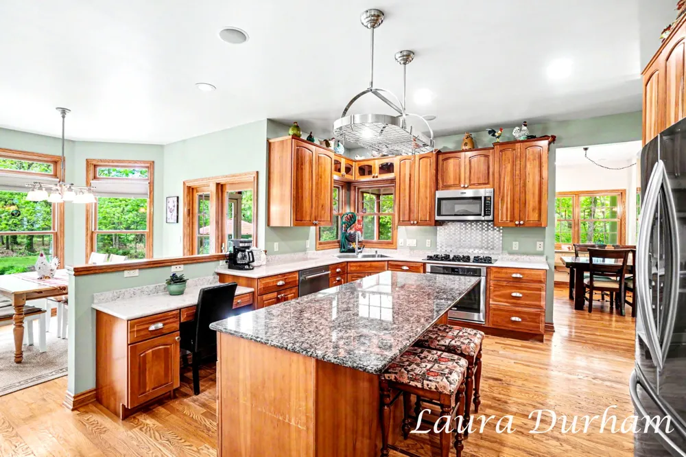6312 Silver Lake Drive Saugatuck, MI 49453