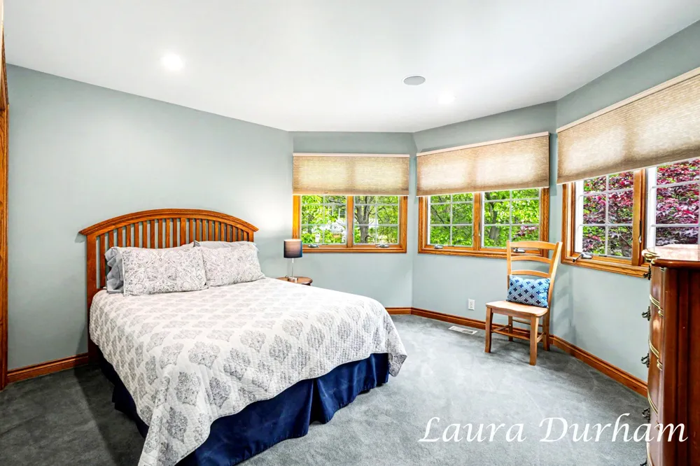6312 Silver Lake Drive Saugatuck, MI 49453