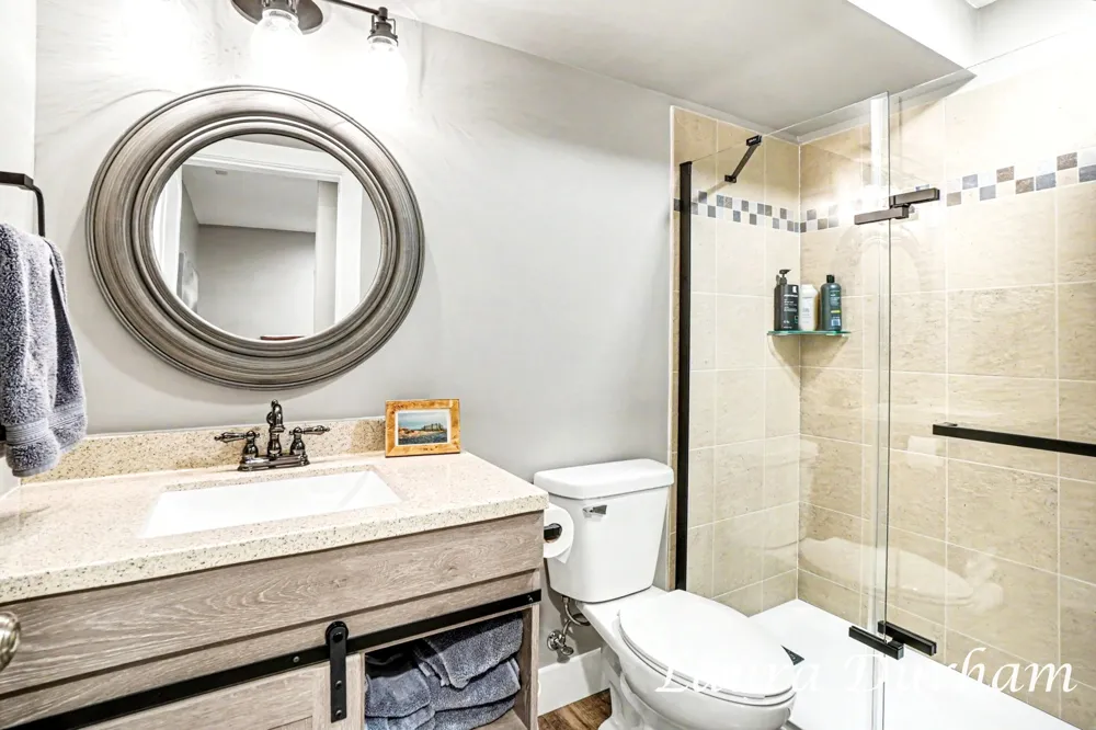 6312 Silver Lake Drive Saugatuck, MI 49453