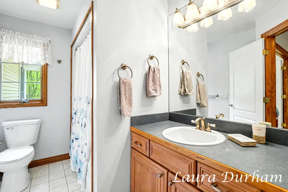6312 Silver Lake Drive Saugatuck, MI 49453