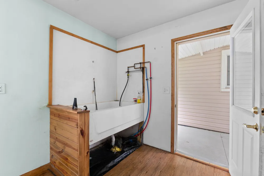 4330 Dawn Drive Hillsdale, MI 49242